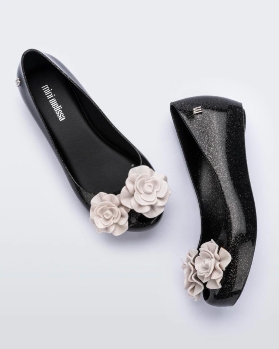 mini_melissa_fashion_ultragirl_garden_kids_black_white.jpg Mini Melissa Fashion Ultragirl Garden-Kids Black-White - Image 1