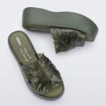 Melissa Fashion Becky Panc Isabela & Chica Capeto Slide Green