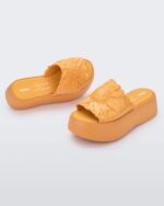 Melissa Fashion Becky Panc Isabela & Chica Capeto Slide Yellow - Image 2