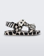 Mini Melissa Fashion Ping Pong Fabula Sandal-Kids Beige-Black - Image 4
